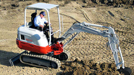 komatsu-excavators