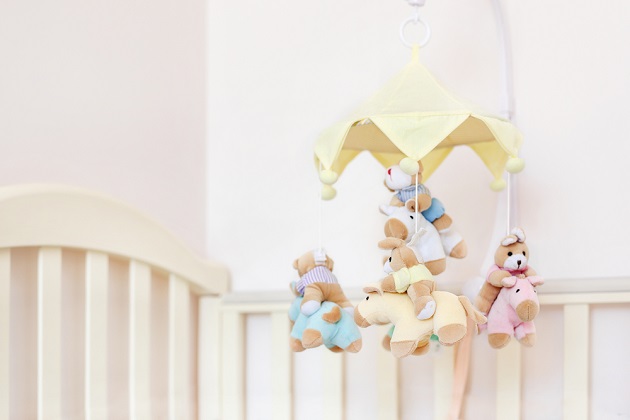 Baby crib mobile