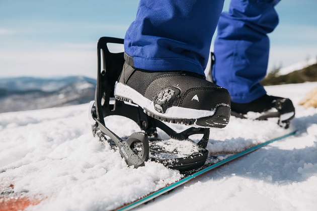 Men's snowboard bindings