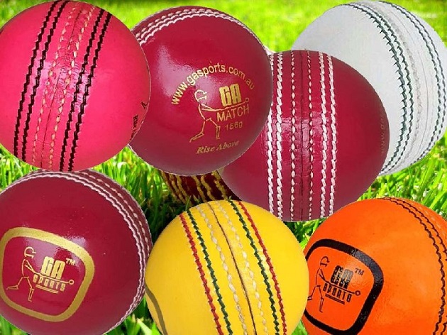 Cricket-Balls 