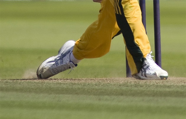Cricket-Shoes