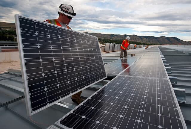  Monocrystalline Solar Panels