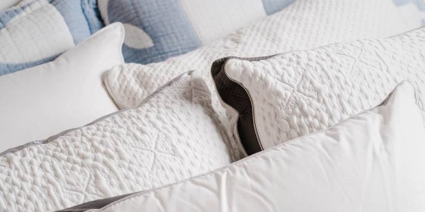 luxury bed pillows