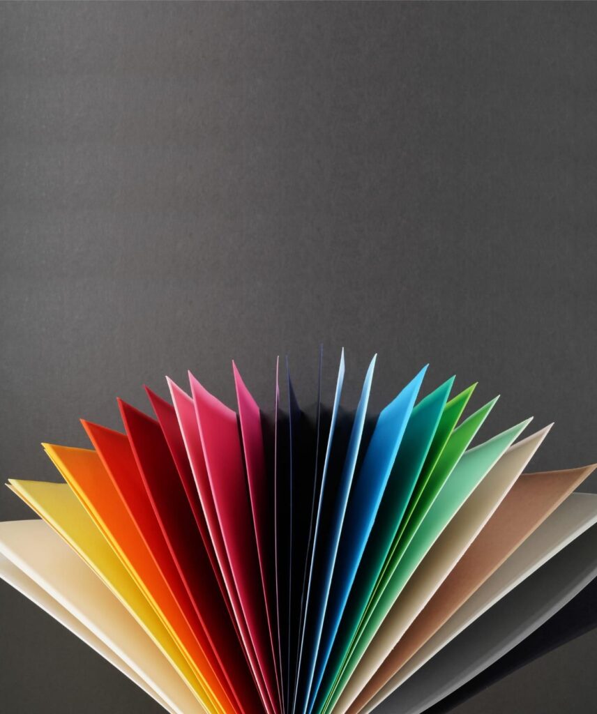 As much as 90% of the artists tend to use white paper, have in mind that paper can be found in a variety of colours. For instance, some sketchbooks come with cream or light yellow paper hues, which will make your artwork appear warmer, while toned papers are great for practising tonal and value drawing.
