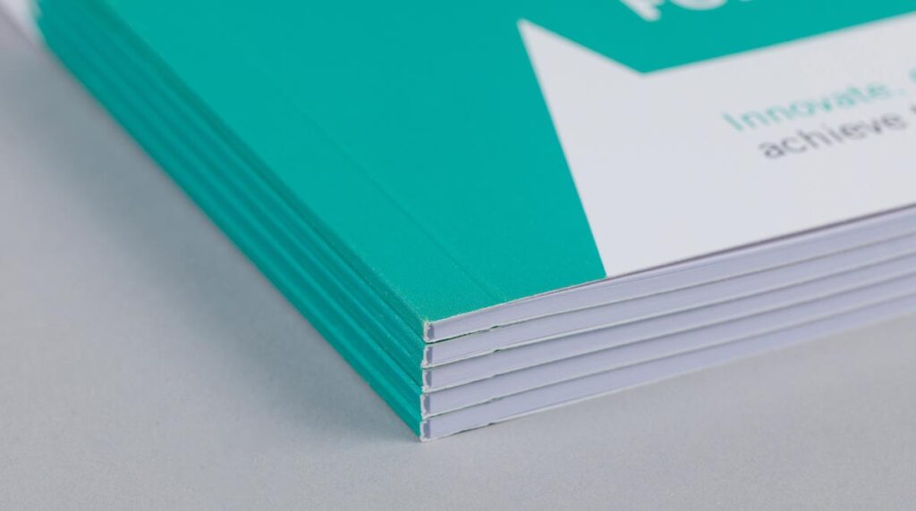 These crucial art paper books can come with spiral-bound or perfect-bound bindings. When it comes to spiral-bound (or wire-bound) sketchbooks, they’re convenient for a couple of reasons: they have a wire loop that holds the pages together, and enables you to open the book flat as well as hold it easily in a standing position.